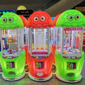 magic egg claw machine